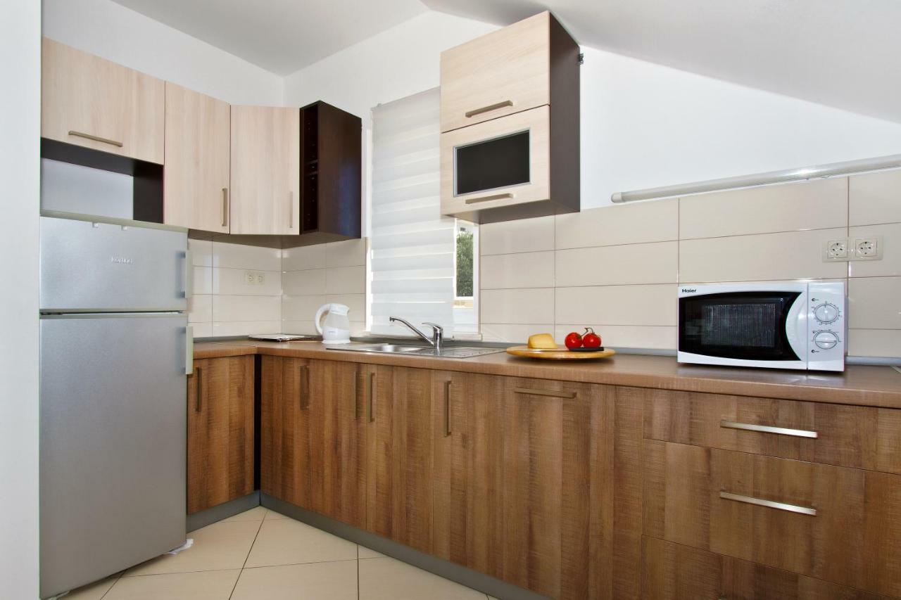 Villa Omis Michy - Family House For Big And Small Groups Bagian luar foto