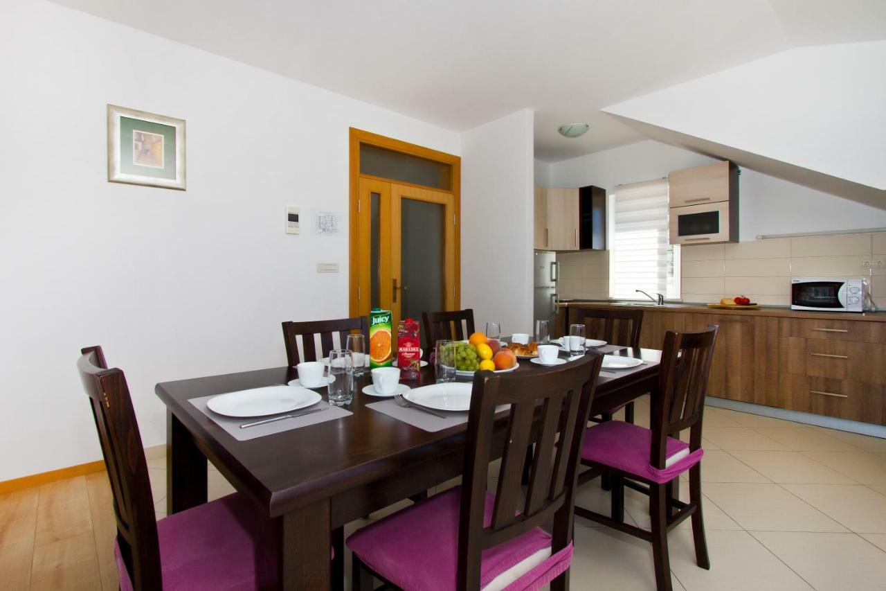 Villa Omis Michy - Family House For Big And Small Groups Bagian luar foto