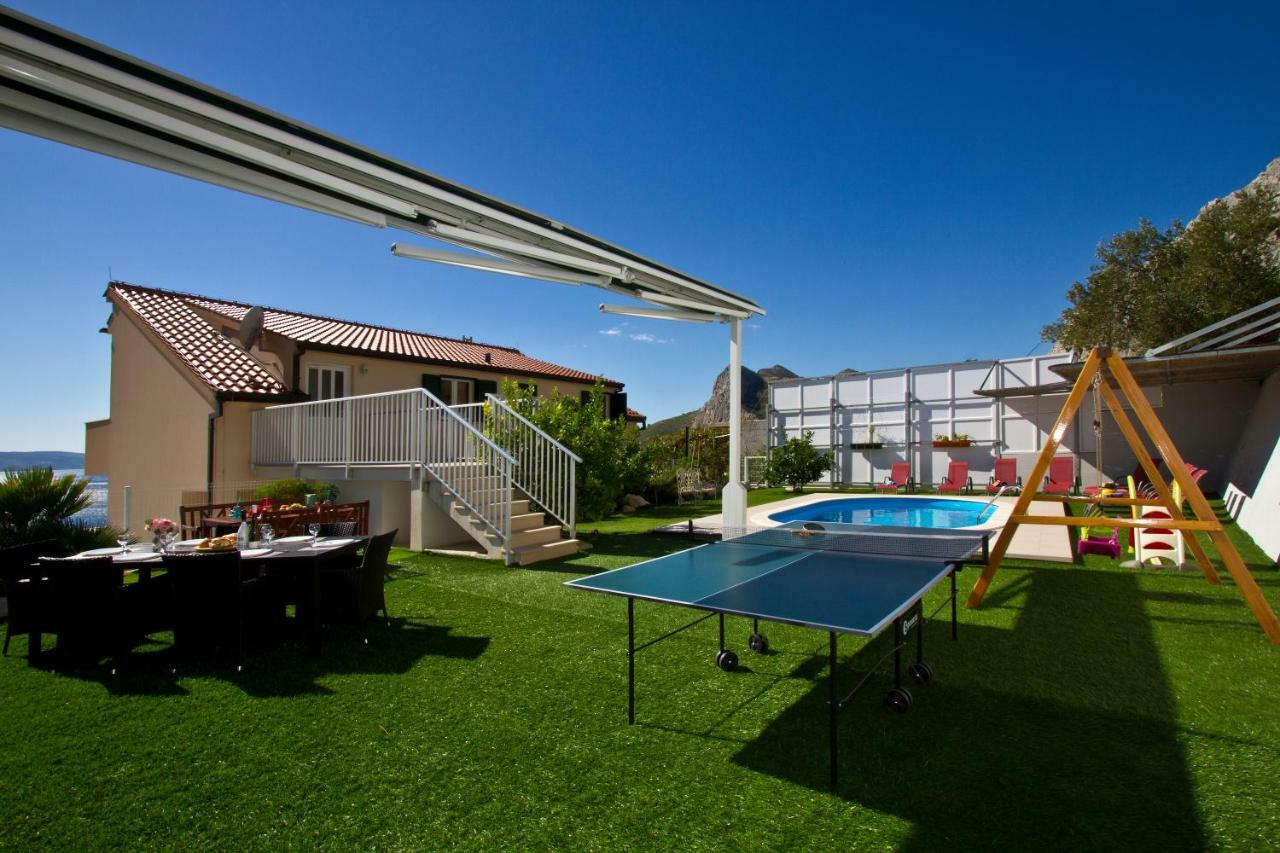 Villa Omis Michy - Family House For Big And Small Groups Bagian luar foto
