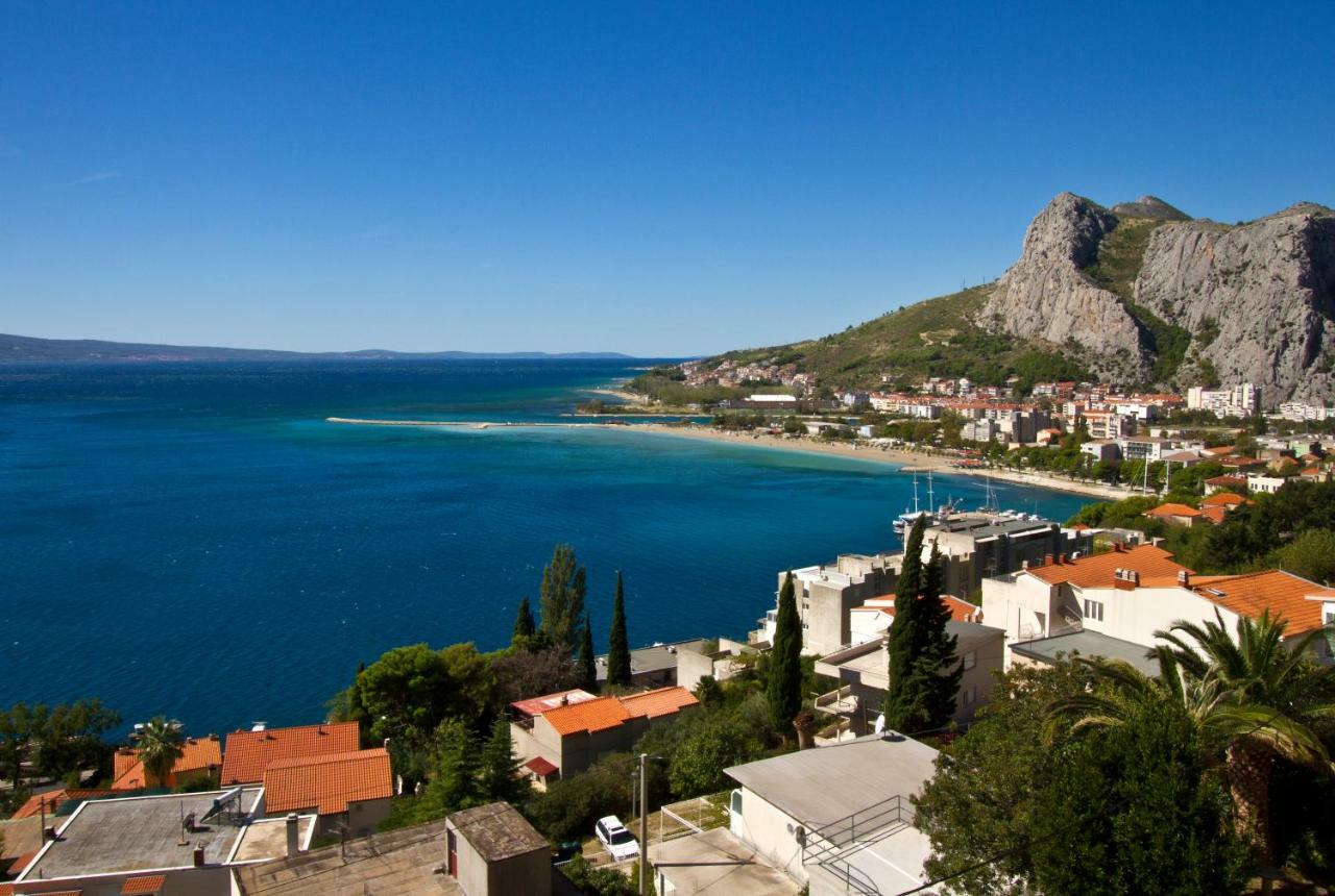 Villa Omis Michy - Family House For Big And Small Groups Bagian luar foto